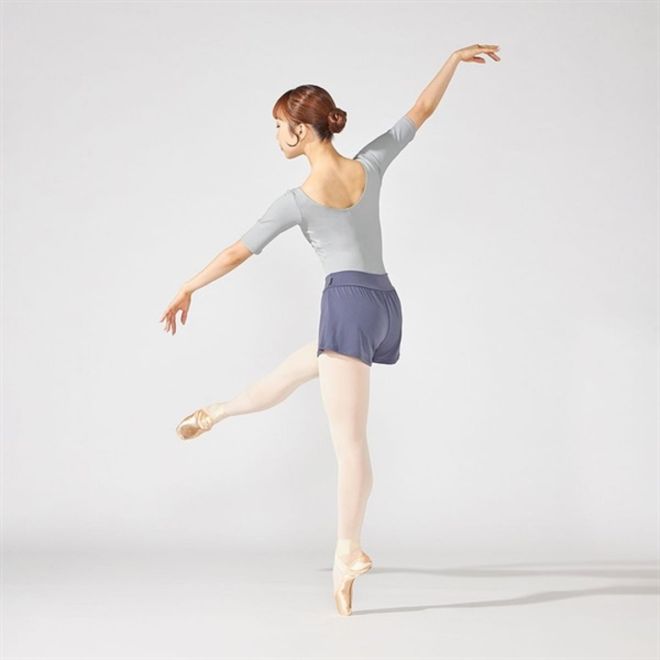 CHACOTT WARM UP SHORTS WITH PINCHED WAISTLINE