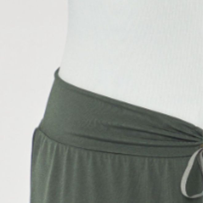 CHACOTT WARM UP SHORTS WITH PINCHED WAISTLINE