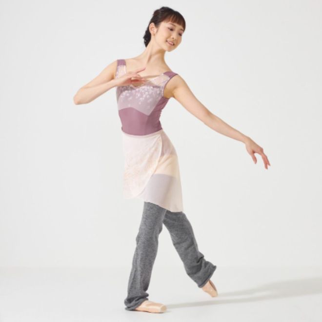 NELA SUMMER 2025 LEGWARMERS