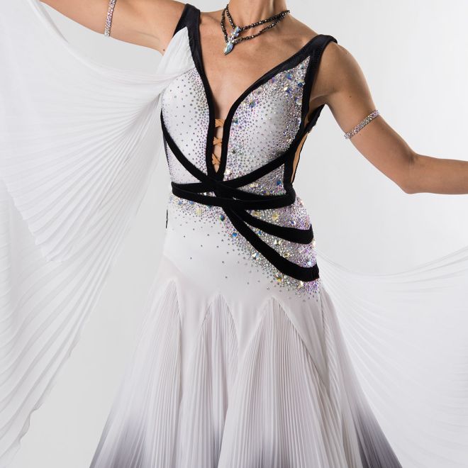 STANDARD VERONIKA WHITE
