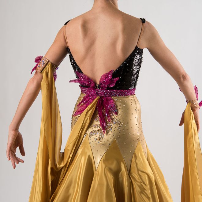STANDARD VERONIKA BLACK & GOLD