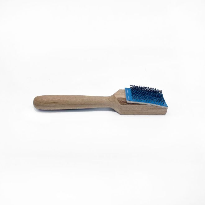WIRE SHOE BRUSH