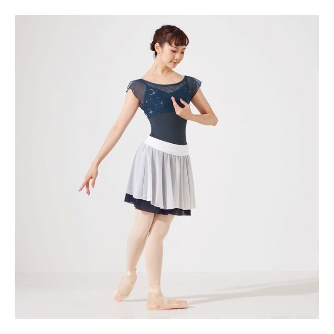 CHACOTT PATTERNEDFLARED SLEEVE LEOTARD