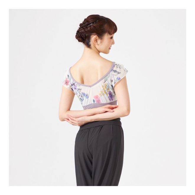 CHACOTT PATTERNEDFLARED SLEEVE LEOTARD