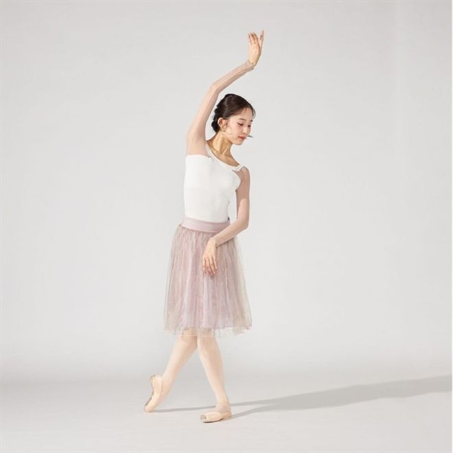 AKANE TAKADA LONG SLEEVE LEOTARD