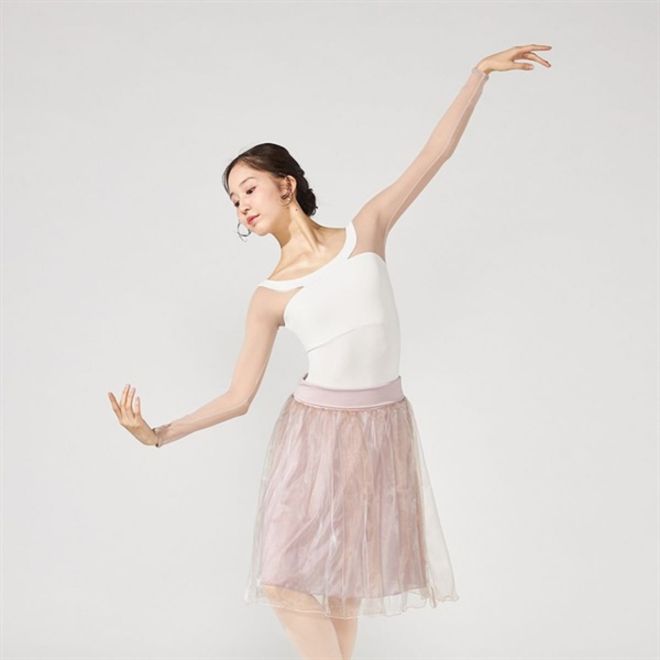 AKANE TAKADA LONG SLEEVE LEOTARD
