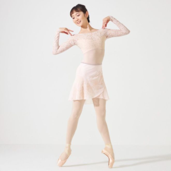 NELA COLLECTION LONG SLEEVED LEOTARD