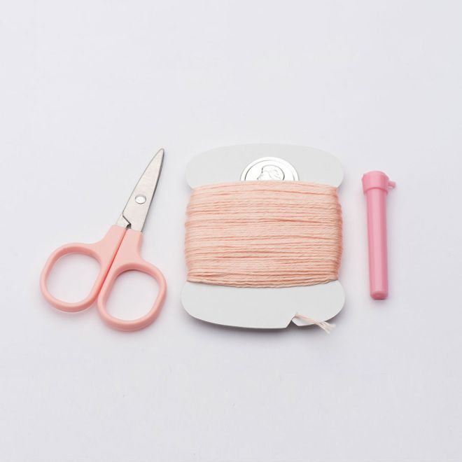 SEWING KIT