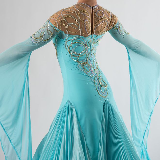 STANDARD AQUA NUDE SHOULDER