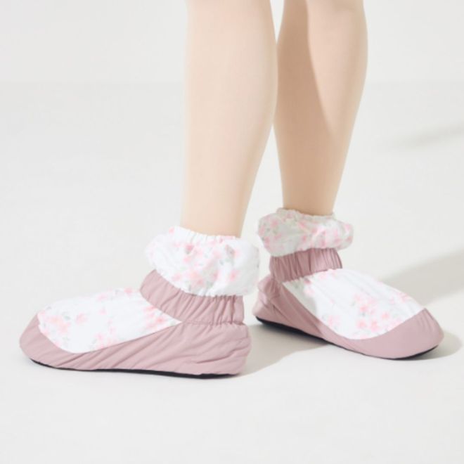 MAY NAGAHISA CHERRY BLOSSOM BOOTIES