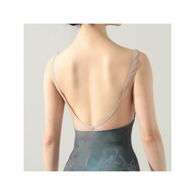 NELA COLLECTION SLEEVELESS LEOTARD