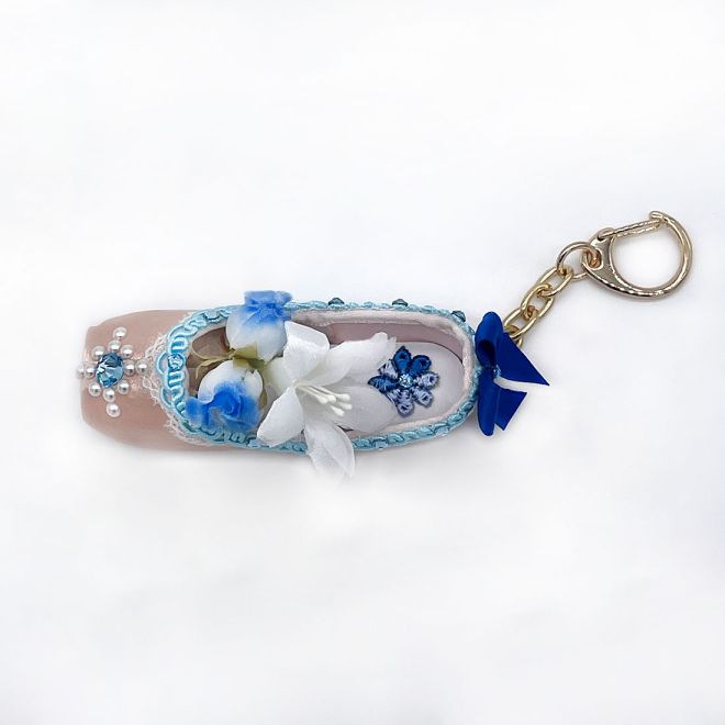 DECORATED MINI POINTE SHOE KEY RING