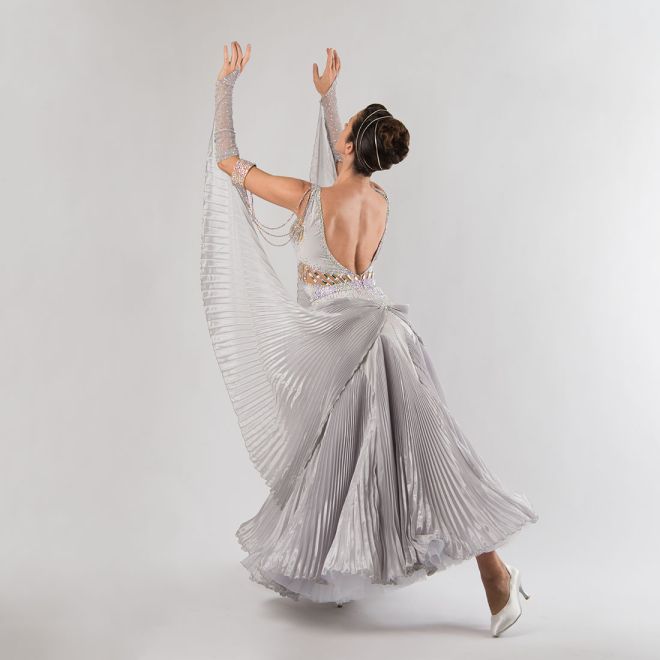 STANDARD VERONIKA SILVER