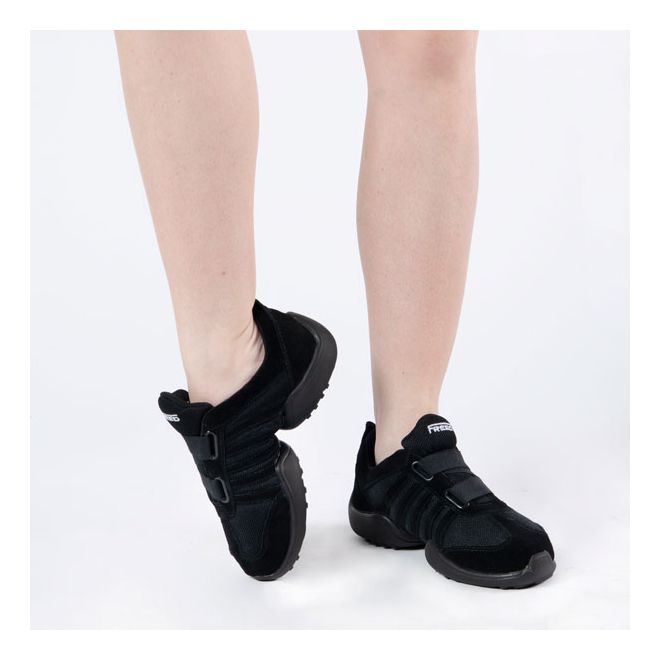 LOWTOP DANCE SNEAKER