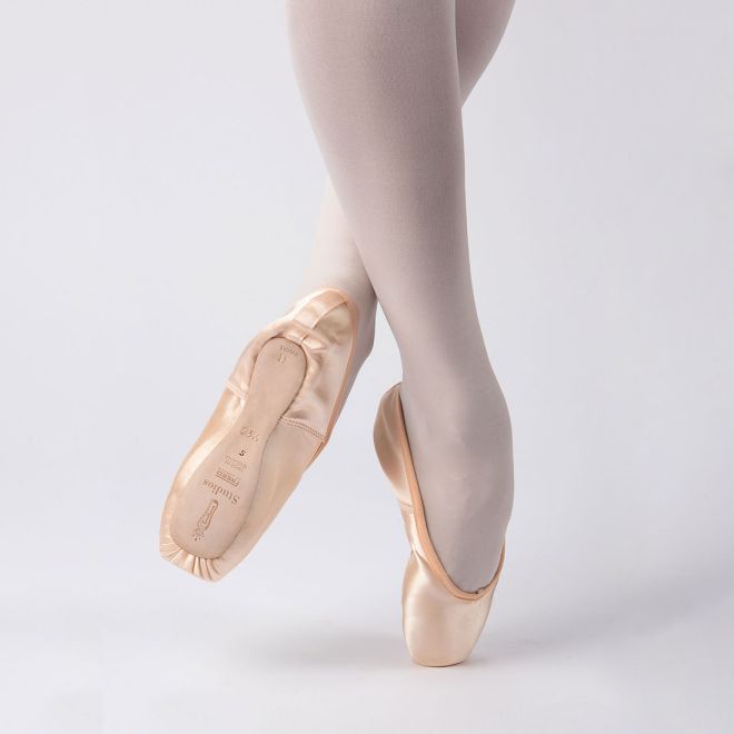 STUDIO, STANDARD SHANK