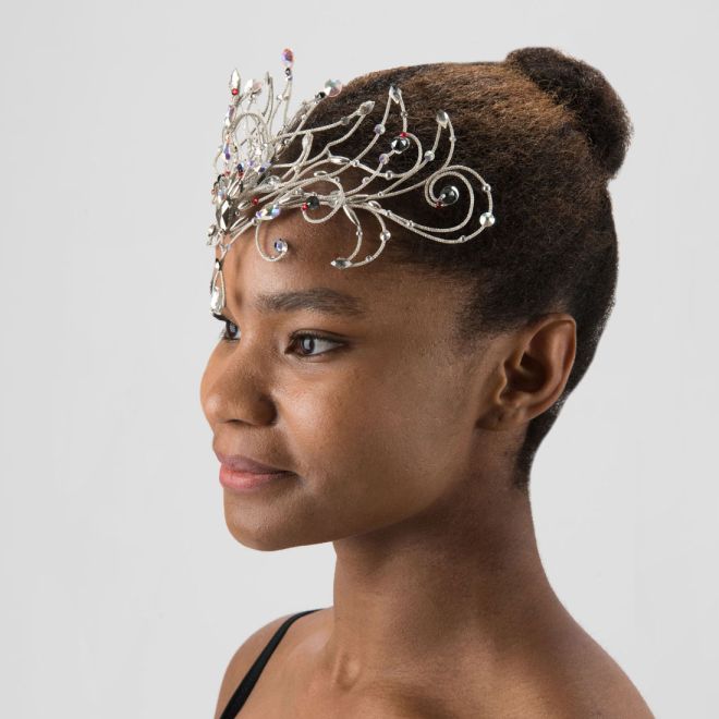 STUNNING BEJEWELED TIARA